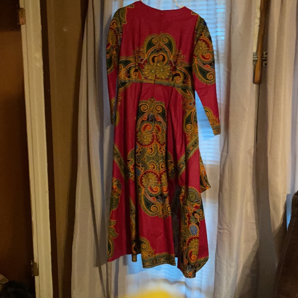 Dress - Picture 2 of 2